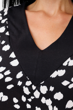 Женская туника 2037/1 / Черный