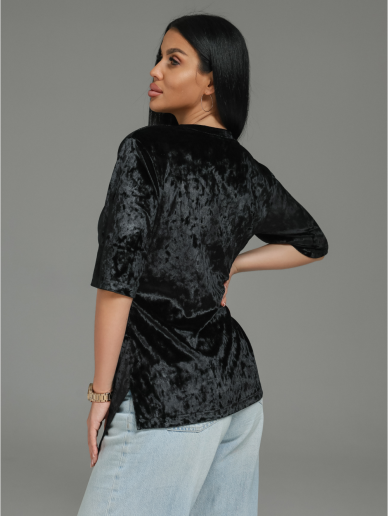 Женская футболка Мия / Черный