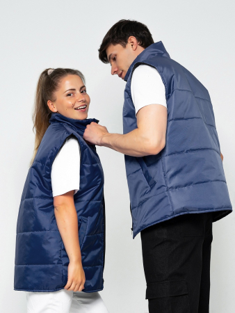 Жилет утепленный на молнии / 3.9.4.49 В ассортименте