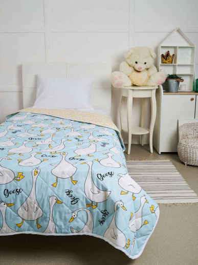 Покрывало стеганое детское поплин / Гусь-обнимусь (мята)