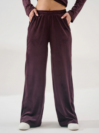 Женский костюм "Бархат" 2406-В / Бордовый