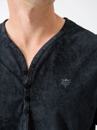 Мужской лонгслив "Путешествие" 2284-К / Черный