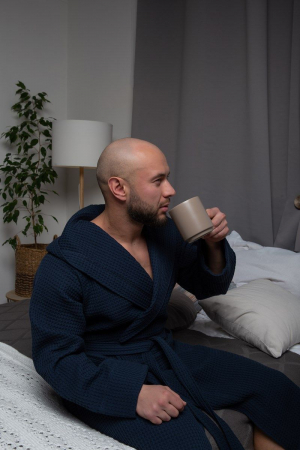 Мужской вафельный халат PandaHug Orlando с капюшоном / синий