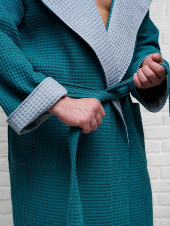 Мужской вафельный халат с капюшоном двухцветный / малахит