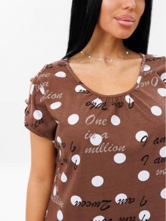 Женское платье Пл-82(К) / Коричневый (горох + надписи)