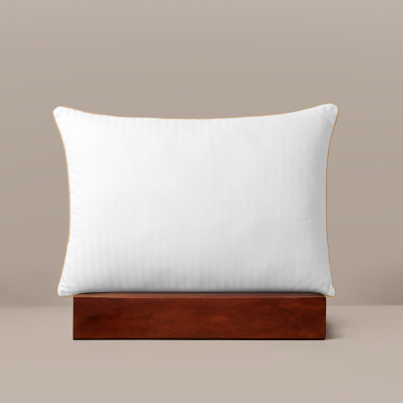 Подушка "Verossa" Hotel Line 50/70 / Royal