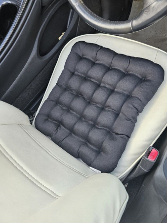 Подушка автомобильная на сиденье "АВТО-БИО" 40x40 / черная