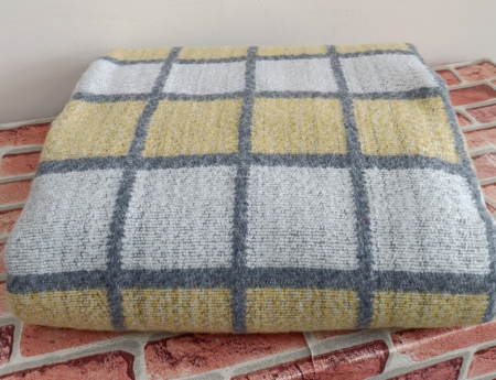 Одеяло полушерстяное 50% шерсть, 50% пэ 400гр. ОПШ-1 / расцветки в ассортименте