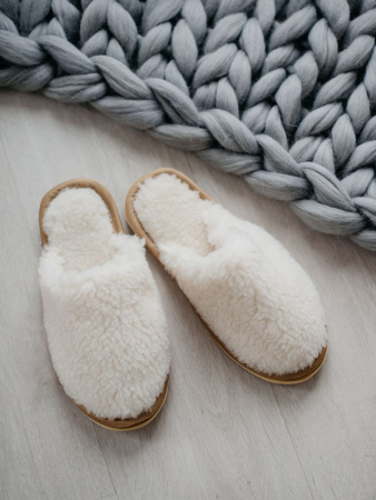 Тапки меховые / белые