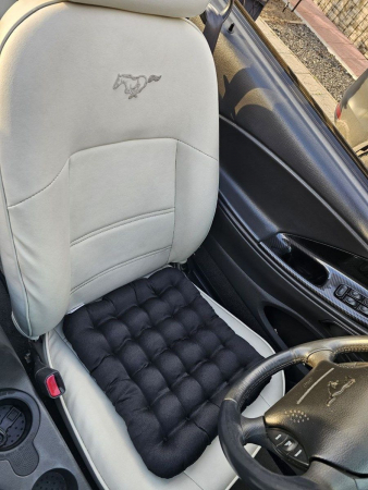 Подушка автомобильная на сиденье "АВТО-БИО" 40x40 / черная