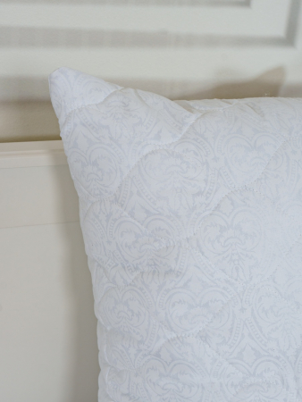 Подушка "Силиконизированное волокно" ажурный полиэстер