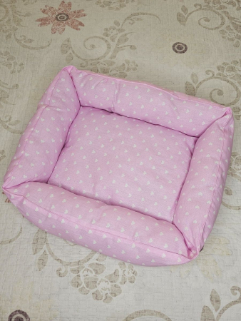 Лежак для кошек и собак / сердечки