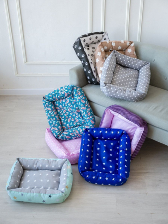 Лежак для кошек и собак / звезды, василек