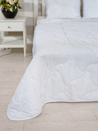 Одеяло всесезонное "Силиконизированное волокно" ажурный полиэстер