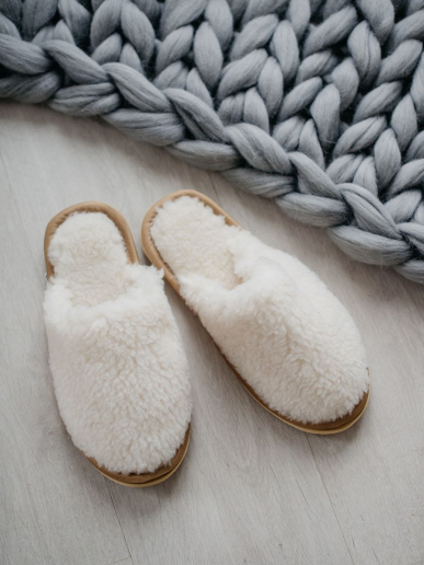 Тапки меховые / белые