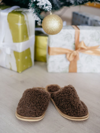 Тапки меховые / коричневые