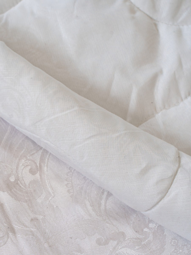 Одеяло облегченное "Силиконизированное волокно" ажурный полиэстер