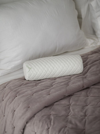 Подушка-валик с эффектом памяти PandaHug help Вaby 0+ bamboo