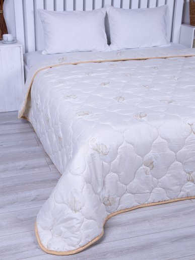 Одеяло-покрывало поплекс "Лебяжий пух" 300 гр/м2