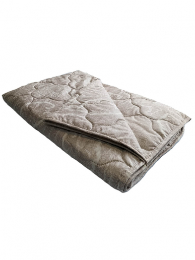 Одеяло облегченное стеганое синтепон полиэстер / расцветки в ассортименте