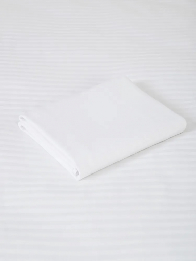 Простыня страйп-сатин Белая 1*1 см / оптом