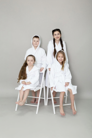 Детский махровый халат с капюшоном / белый