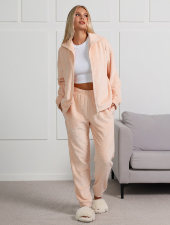 Женский костюм Лео-2 / персиковый