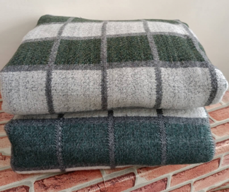 Одеяло полушерстяное 50% шерсть, 50% пэ 400гр. ОПШ-1 / расцветки в ассортименте