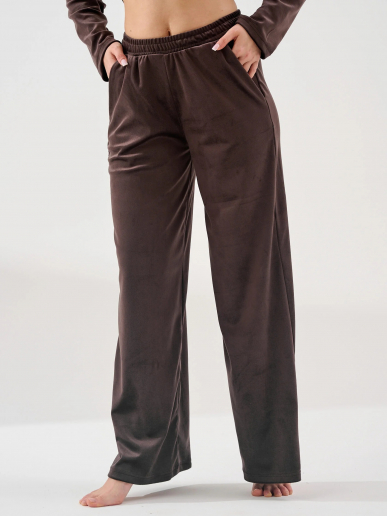 Женский костюм "Бархат" 2406-В / Шоколадный