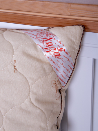 Подушка Овечья шерсть тик