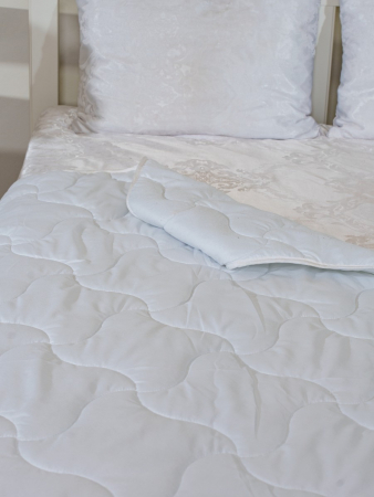 Одеяло всесезонное "Лебяжий пух" микрофибра