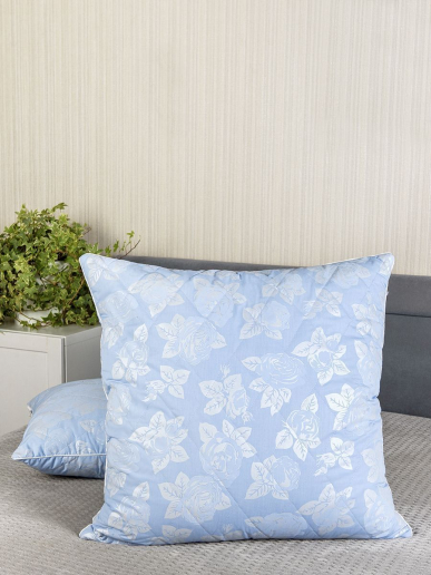 Подушка стеганая "Очарование" / голубая
