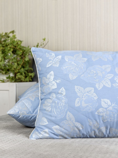 Подушка стеганая "Очарование" / голубая