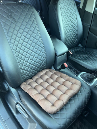 Подушка автомобильная на сиденье "АВТО-БИО" 40x40 / коричневая