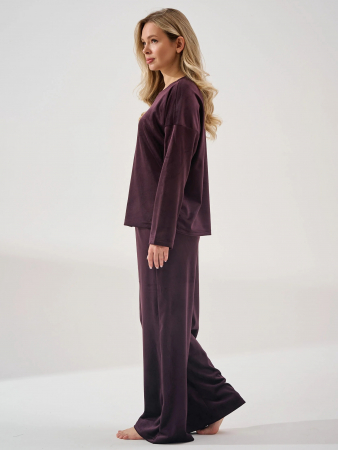 Женский костюм "Бархат" 2406-В / Бордовый