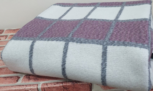 Одеяло полушерстяное 50% шерсть, 50% пэ 500гр. ОПШ-2 / расцветки в ассортименте