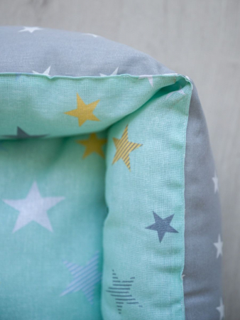 Лежак для кошек и собак / звезды, серый, зеленый