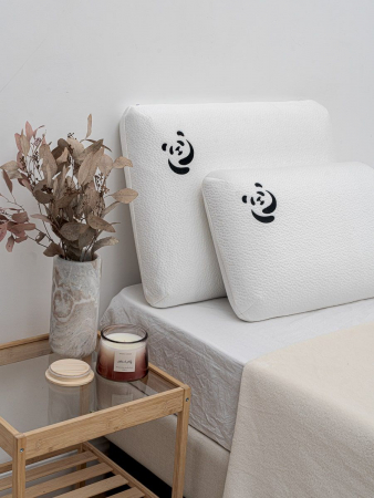 Подушка PandaHug классической формы 50x30x10 + аромароллер