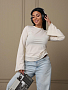 Женский лонгслив мод.2028 / Молоко