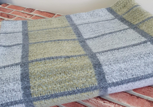 Одеяло полушерстяное 50% шерсть, 50% пэ 400гр. ОПШ-1 / расцветки в ассортименте