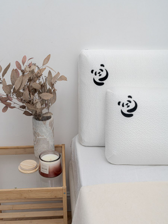 Подушка PandaHug классической формы 50x30x10 + аромароллер