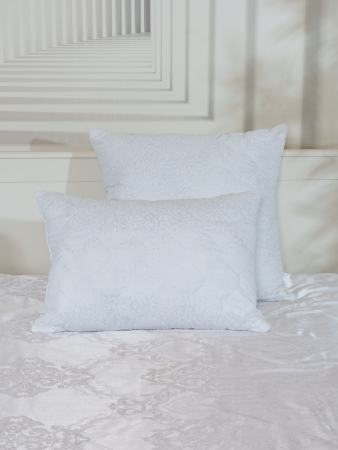 Подушка "Силиконизированное волокно" ажурный полиэстер