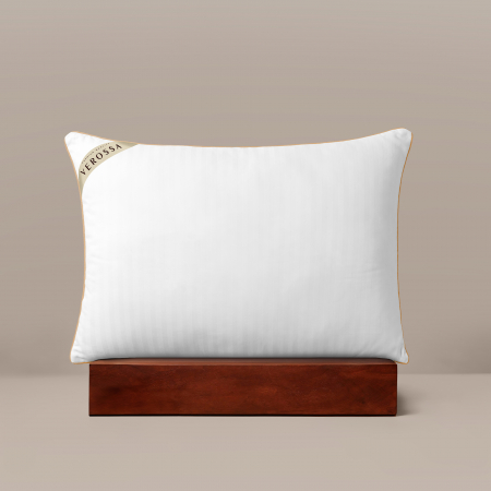 Подушка "Verossa" Hotel Line 50/70 / Royal