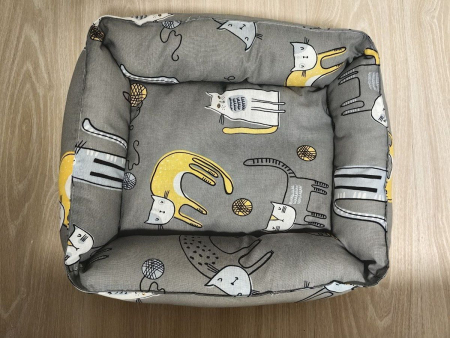 Лежак для кошек и собак / серый кот