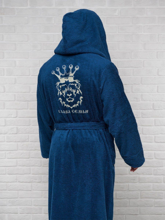 Мужской халат махровый с капюшоном / темно-синий с вышивкой