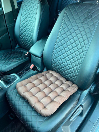 Подушка автомобильная на сиденье "АВТО-БИО" 40x40 / коричневая