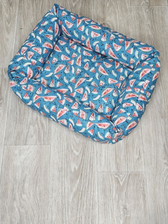 Лежак для кошек и собак / арбузы