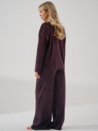 Женский костюм "Бархат" 2406-В / Бордовый