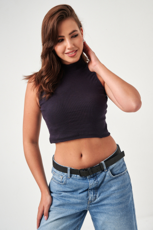 Женский топ 52714  укороченный с горлом / графит