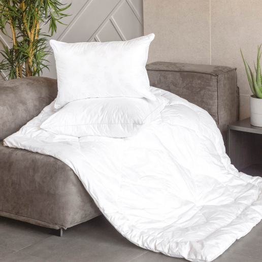 Подушка "Verossa" 70/70 / Огурцы "Лебяжий пух"